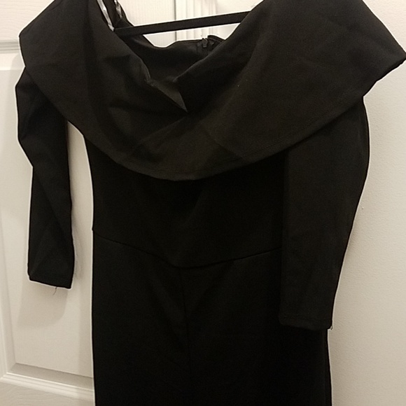 Off The Shoulders Jumpsuit - Picture 4 of 4